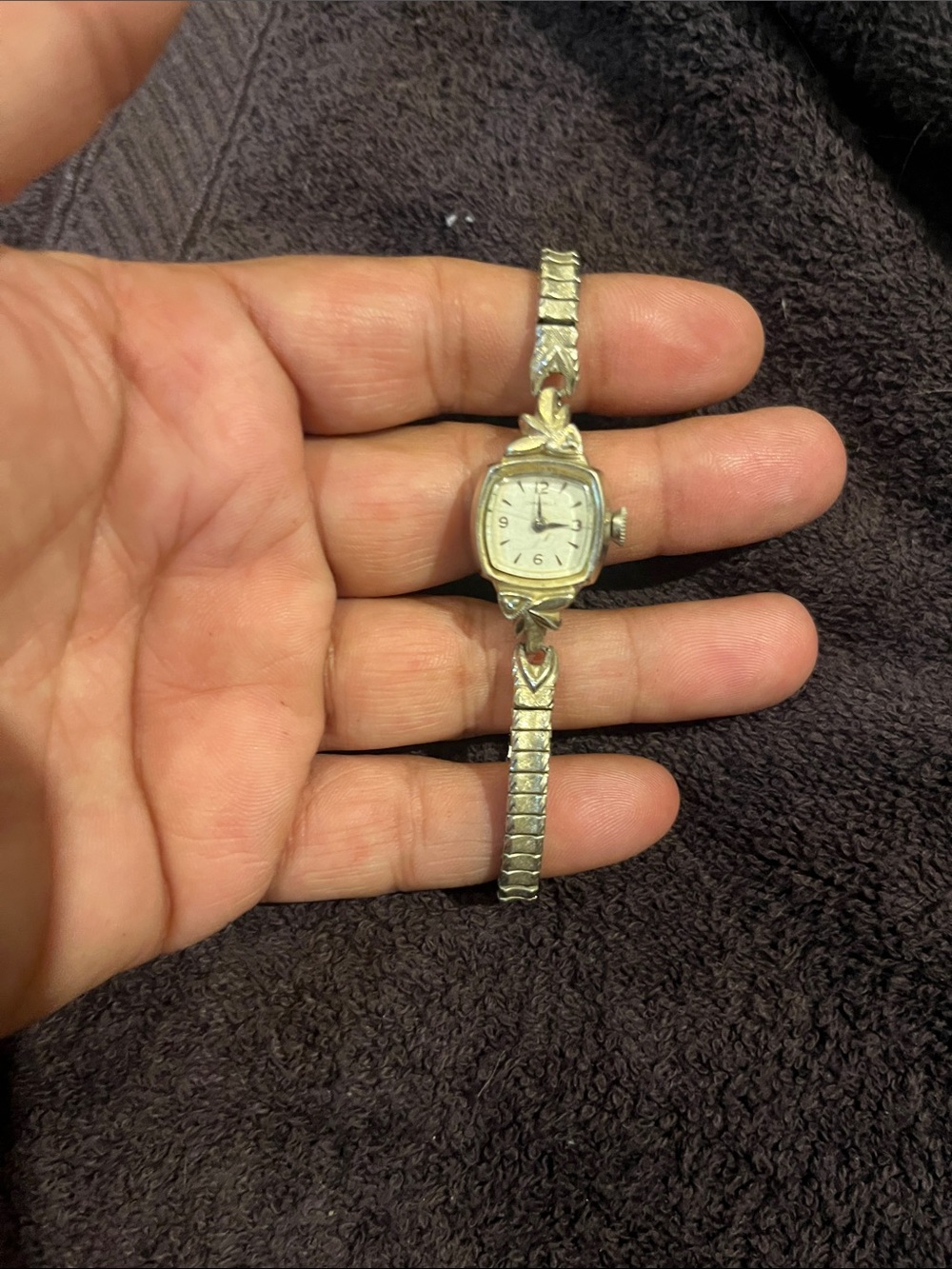 Vintage Silver-Tone Women's Bracelet Watch